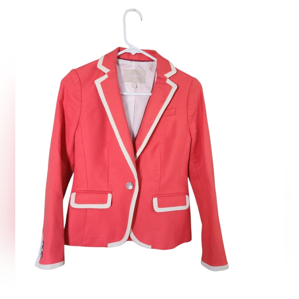 Banana Republic Women’s Linen Blend Coral Blazer Size 00P GREAT Used Condition